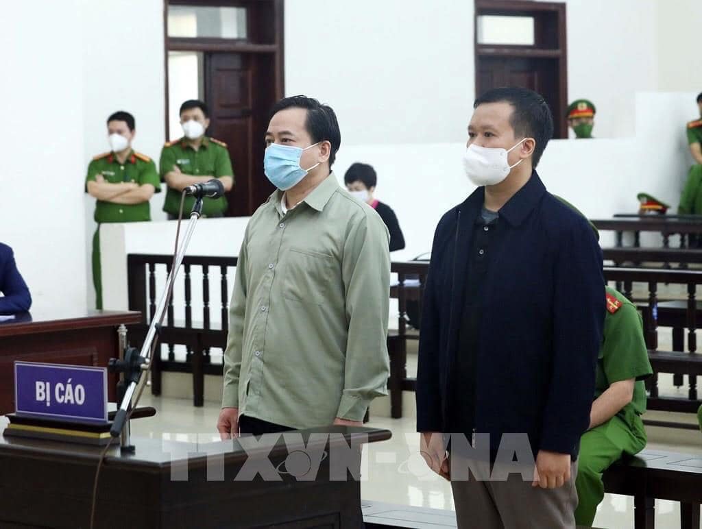 469402793_10222158550233286_3582270435659146028_n J.B. Hồ Hữu Hòa - "Linh mục giả" gây sốc