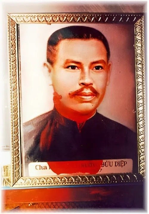 betterimage_1768885072570 Bức ảnh Cha Fx Trương Bửu Diệp đẫm máu và phép lạ