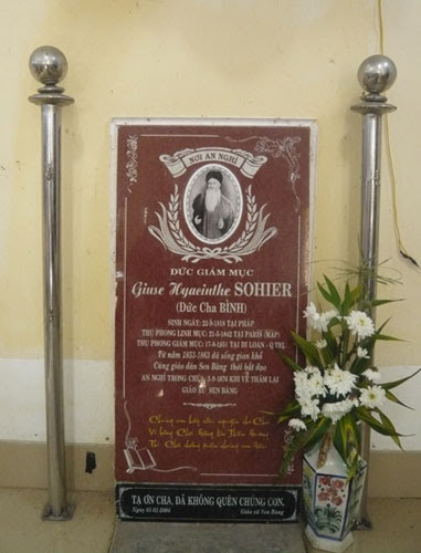 Đức cha Joseph Hyacinthe Sohier (Bình)