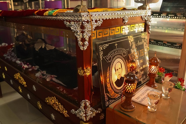 Bí ẩn thi thể 1 giáo dân từ năm 1906 tới nay không phân hủy