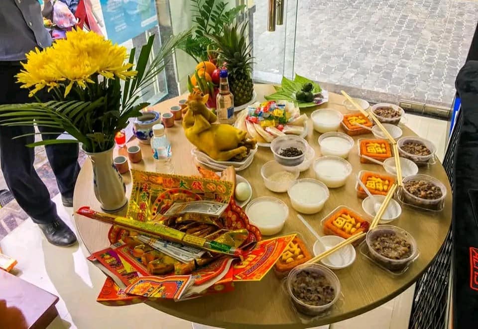 489375500_1167434262059978_3825620978653612318_n Tại sao người Công Giáo không ăn đồ cúng?