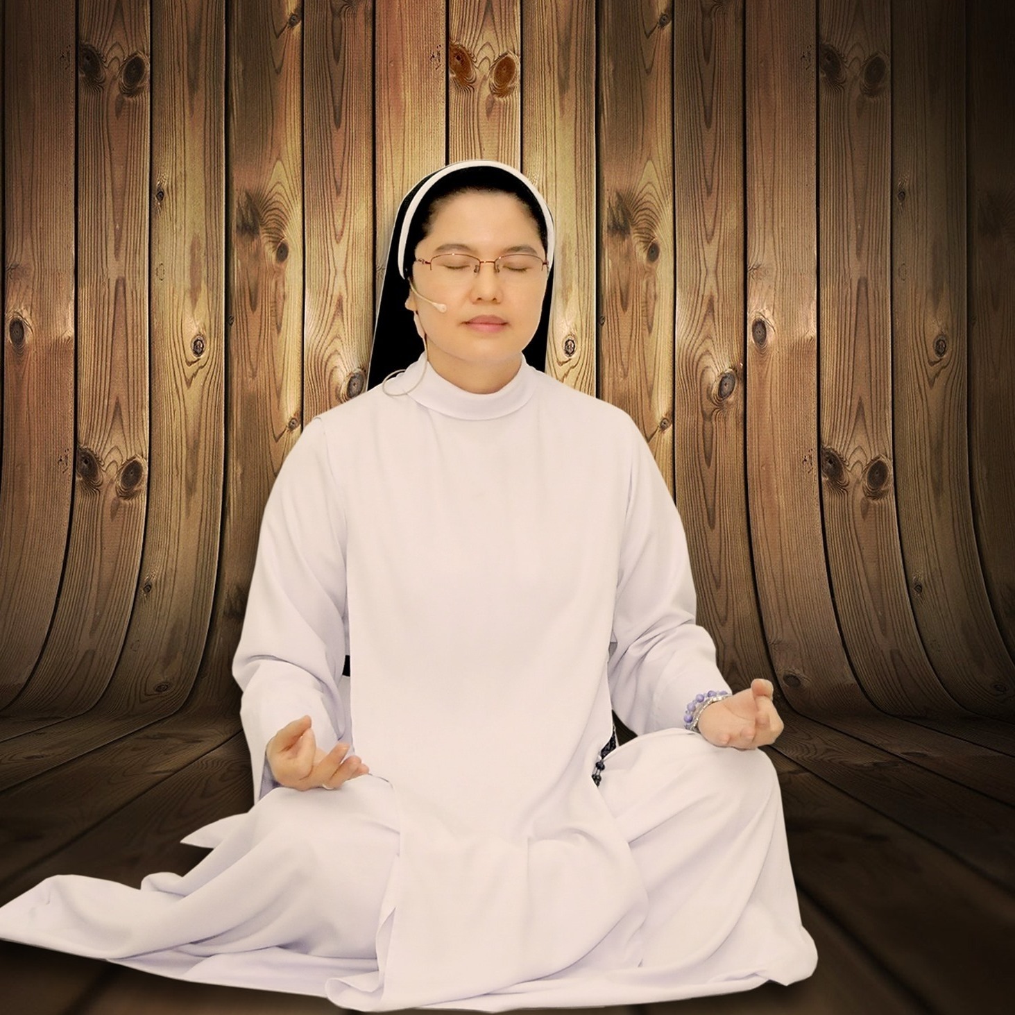289684106_119847110750705_5866765846674189610_n Sơ Maria Nguyễn Thị Hồng Quế ‘ngồi thiền’